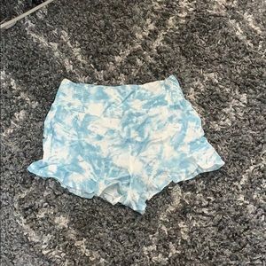 Sky and sparrow ruffled blue tie dye shorts